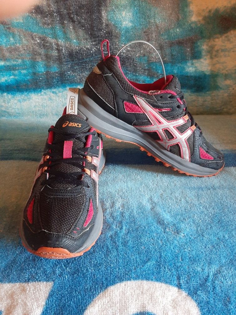 Жіночі трекінгові кросівки Asics Trail-Tambora 5 оригінал