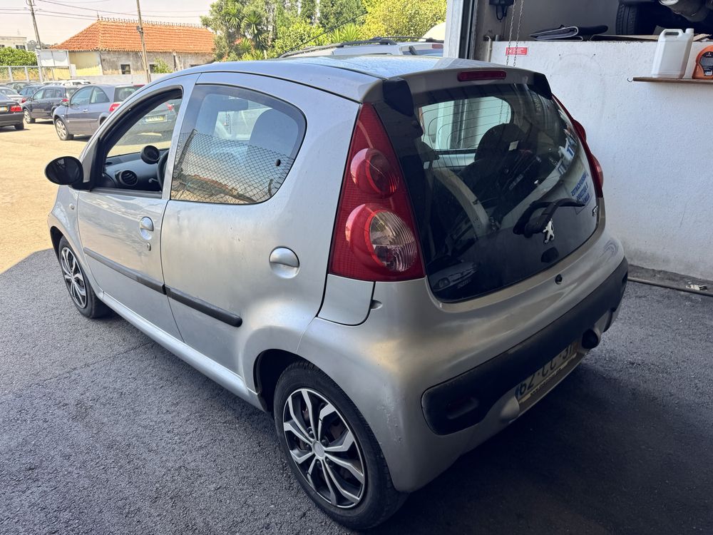 Peugeot 107 1.0 Filou  CAIXA AUTOMÁTICA