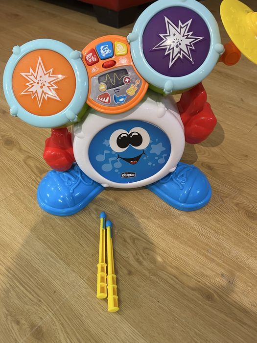 Bateria de brincar da CHICCO