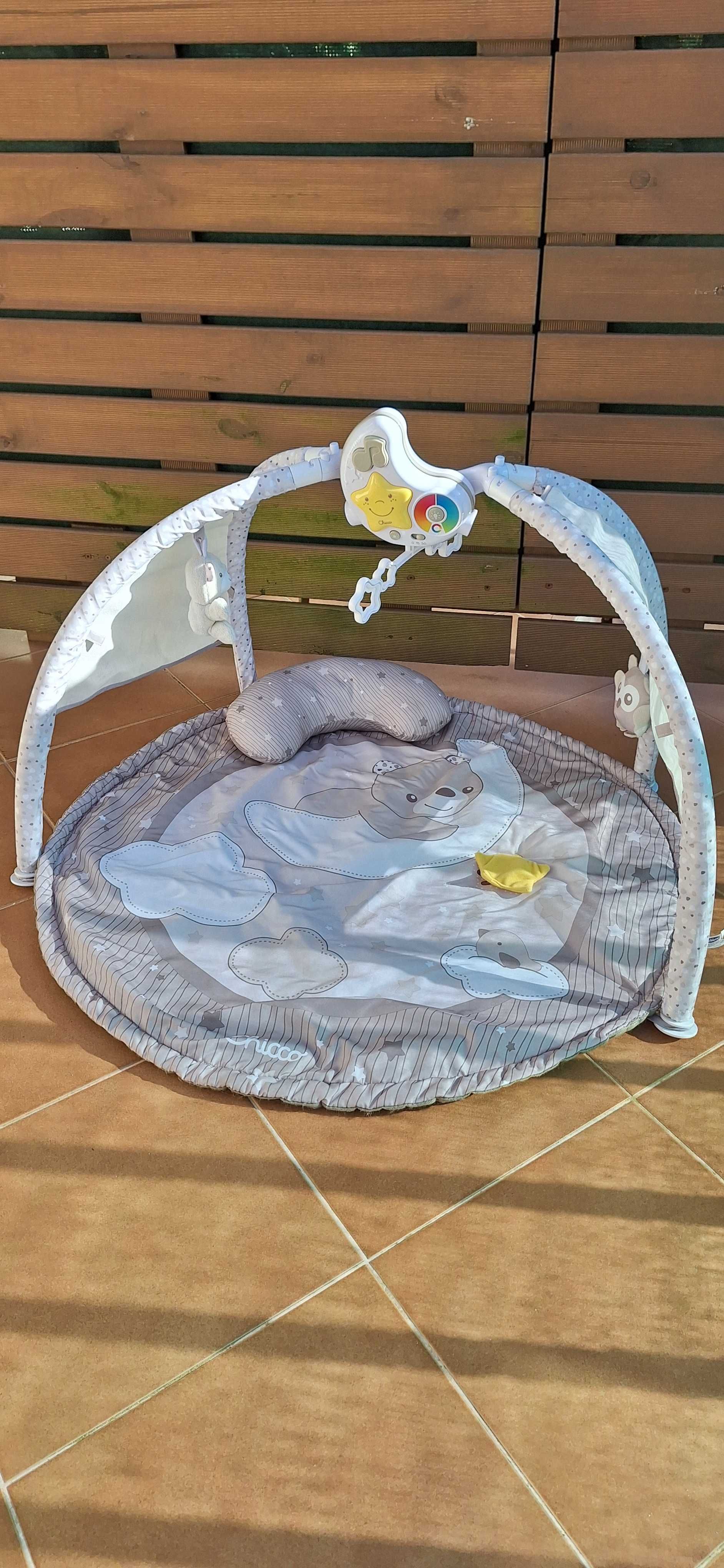 Tapete bebé/ Ginásio crimatico First Dreams Chicco