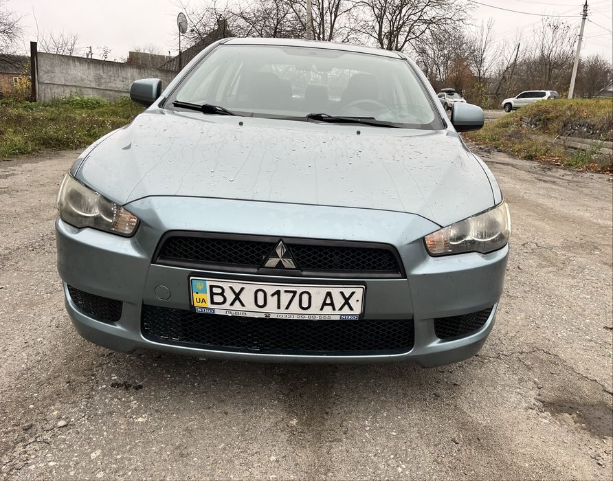 Автомобіль Міцубіші Ланцер Х