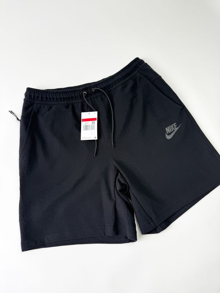 Оригінал! Чоловічі Шорти Nike Tech чорні (L) / Нові з бірками!