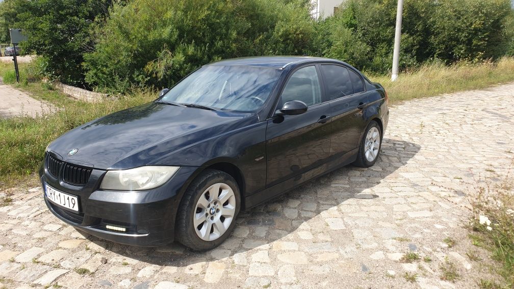 Sprzedam BMW E90 2.0i