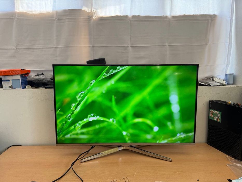 Телевізор Samsung – 40 дюймів, Full HD