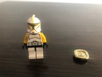 figurka lego star wars (clone trooper) +lego naczynie dysk słoneczny