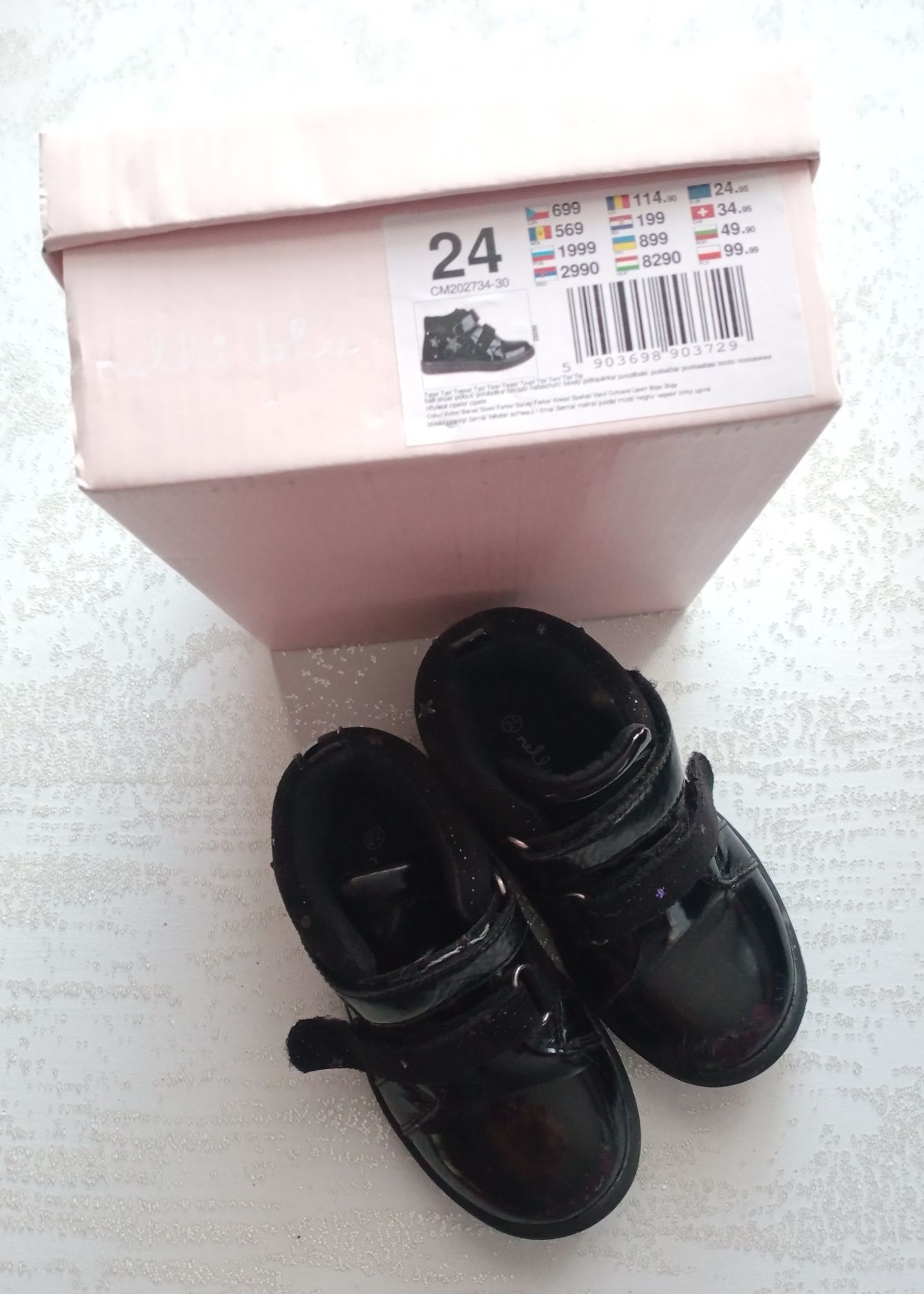 Czarne lakierowane lekkie botki na rzepy dla dziewczynki R-24Nelli Blu
