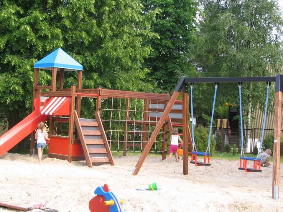Łazy k. Mielna: nocleg nad morzem, w cenie: śniadanie, obiad, basen