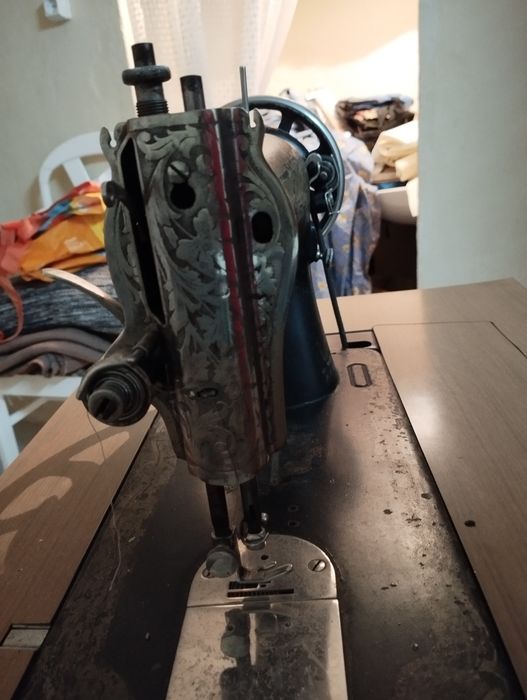 Máquina de costura antiga Singer