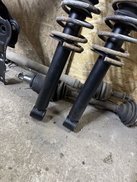 Задні стойки взборі на Ваз 2108.09,099,2113,2114,2115