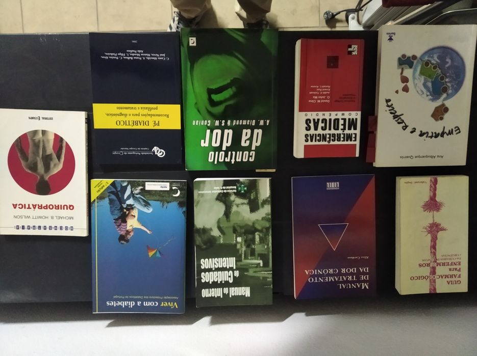 Livros técnicos de enfermagem e medicina