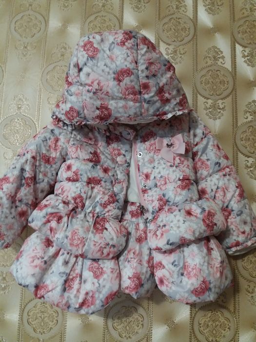 Курточка з капюшоном