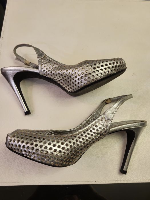 Letnie buty firmy Apart