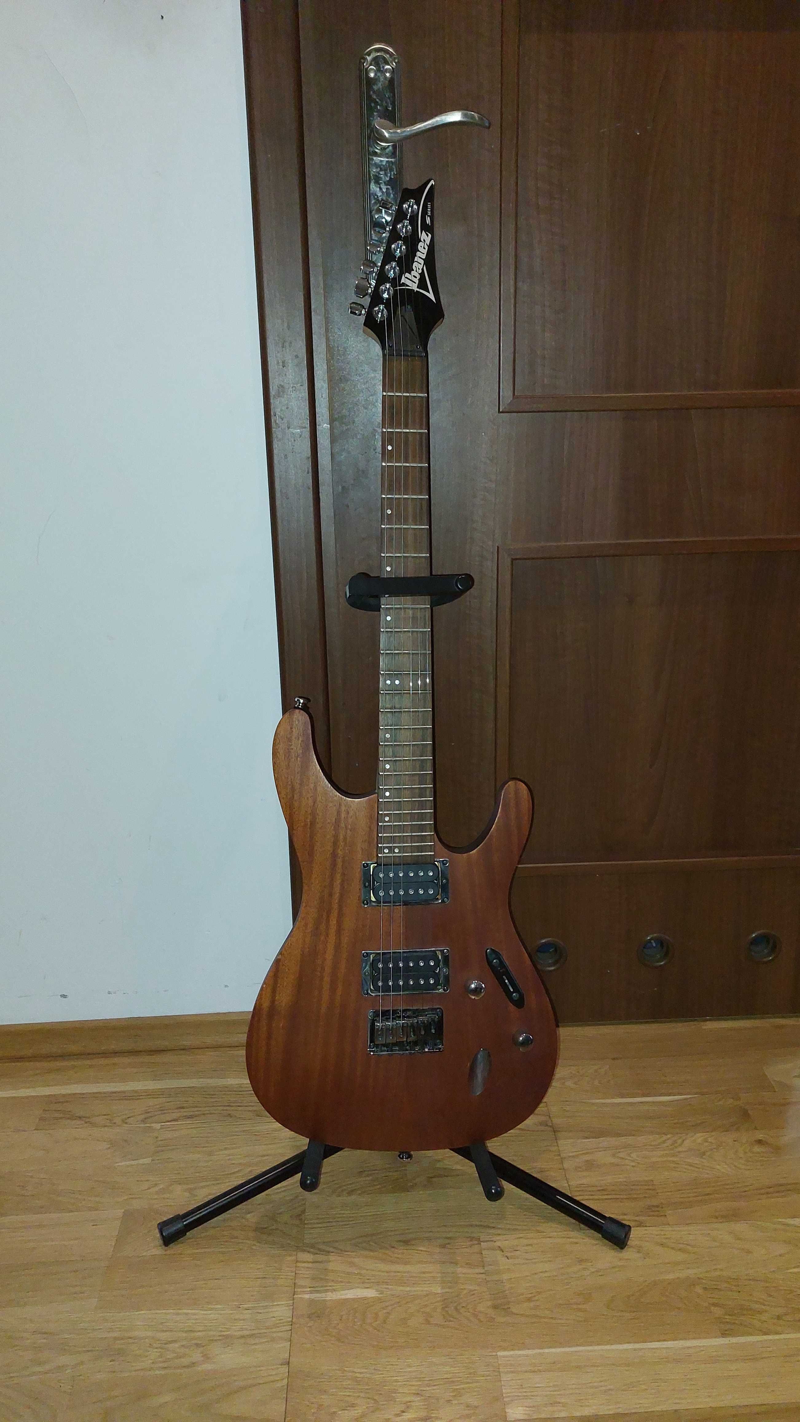 Ibanez S521 MOL - gitara elektryczna, klucze blokowane + pokrowiec