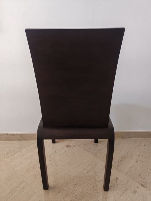 6 cadeiras em carvalho escurecido