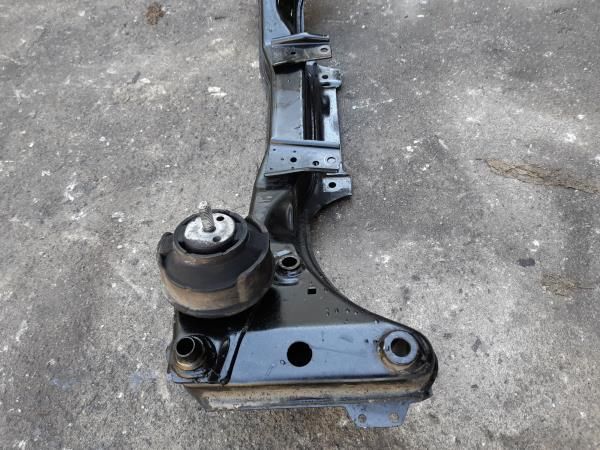 Charriot frente BMW 3 (E46)