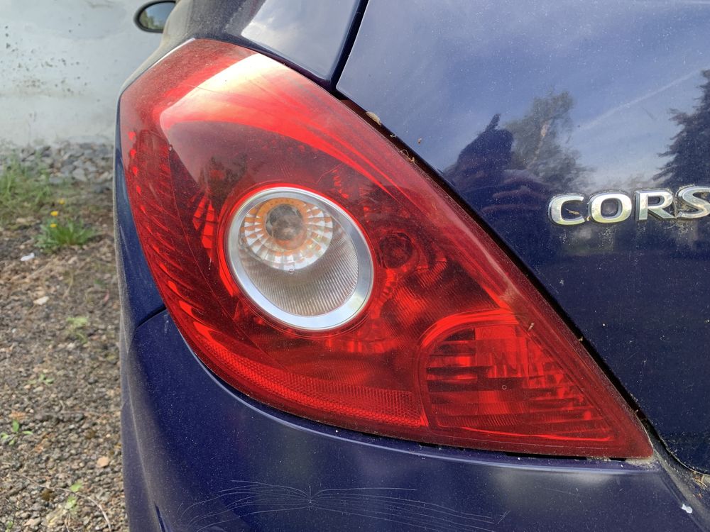 Opel Corsa D 3d lampy tylne tył prawa lewa