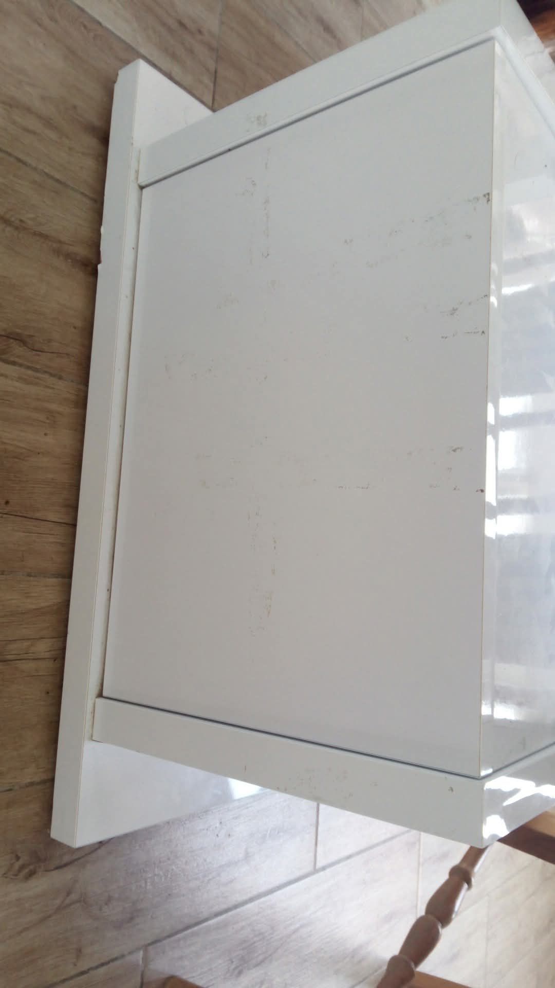 Oddam stół rozkładany proszę tylko zdecydowane osoby.