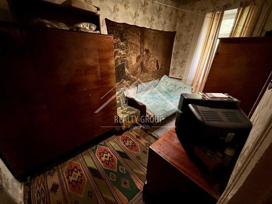 Продаж  просторого будинку Універмаг 44 квартал