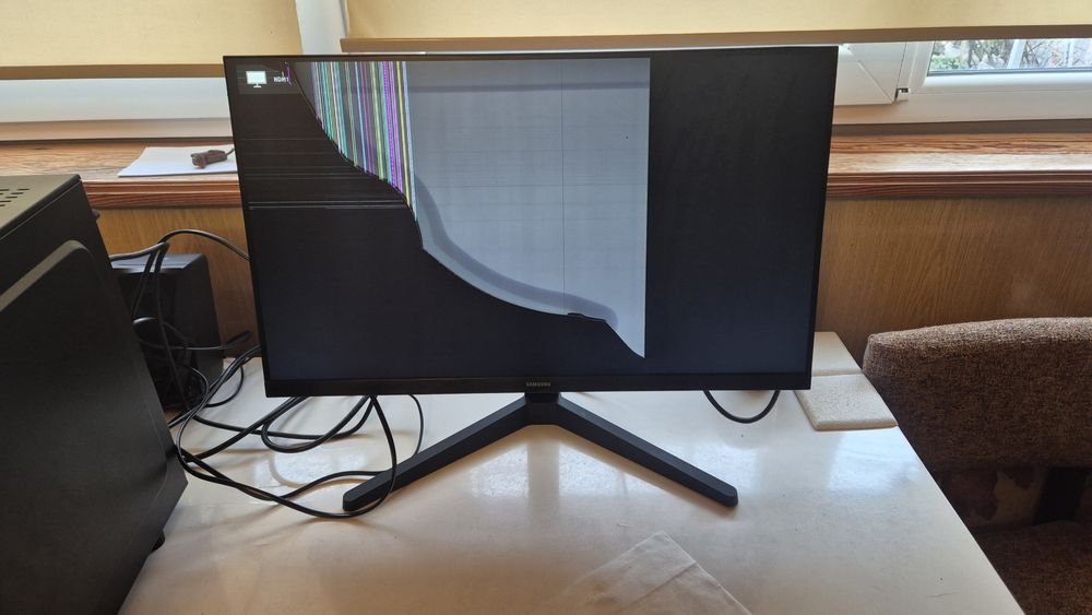 Монітор Samsung S24C310