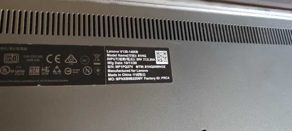 Laptop Lenovo 81HQ