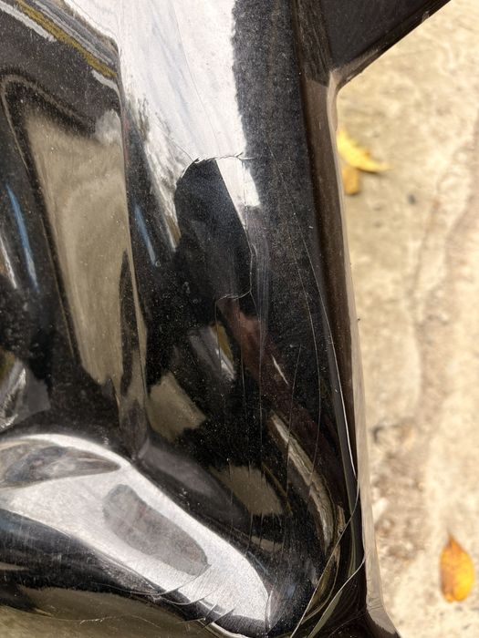 Оригинальный передний бампер Toyota RAV4 2017  года