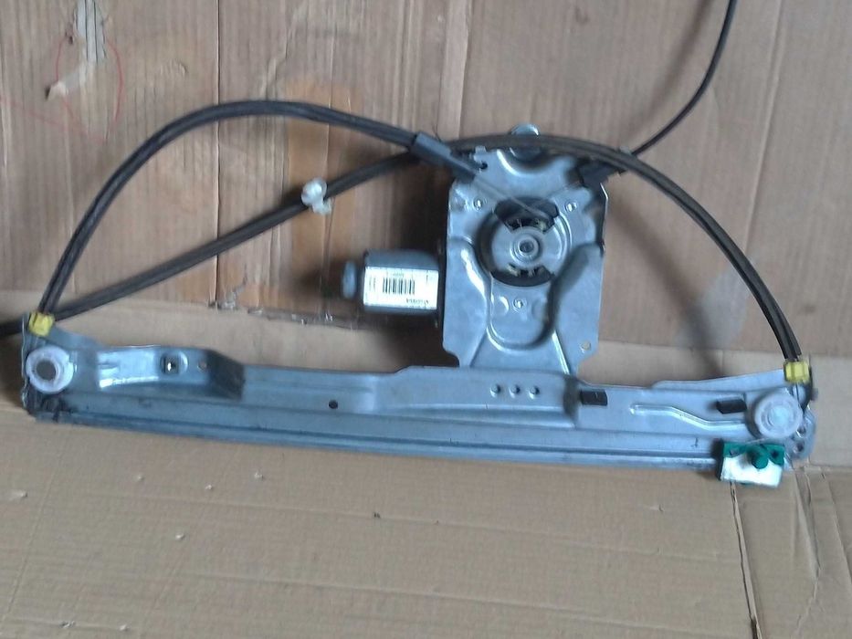 Motor, elevador de vidro Renault Clio 3 porta longa.