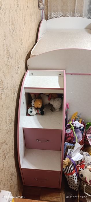 Кровать чердак+матрас указана цена в описание