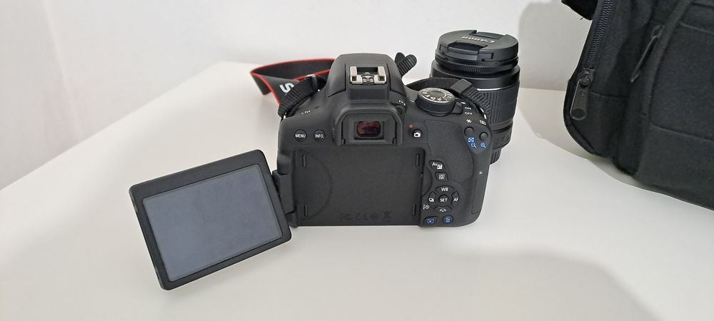 Canon 750d praticamente nova Shutter 2395