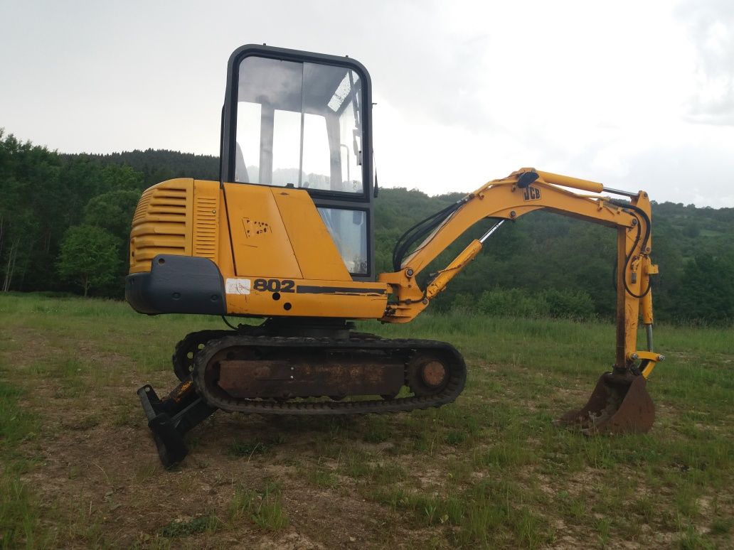 Do sprzedania mini koparka JCB 802