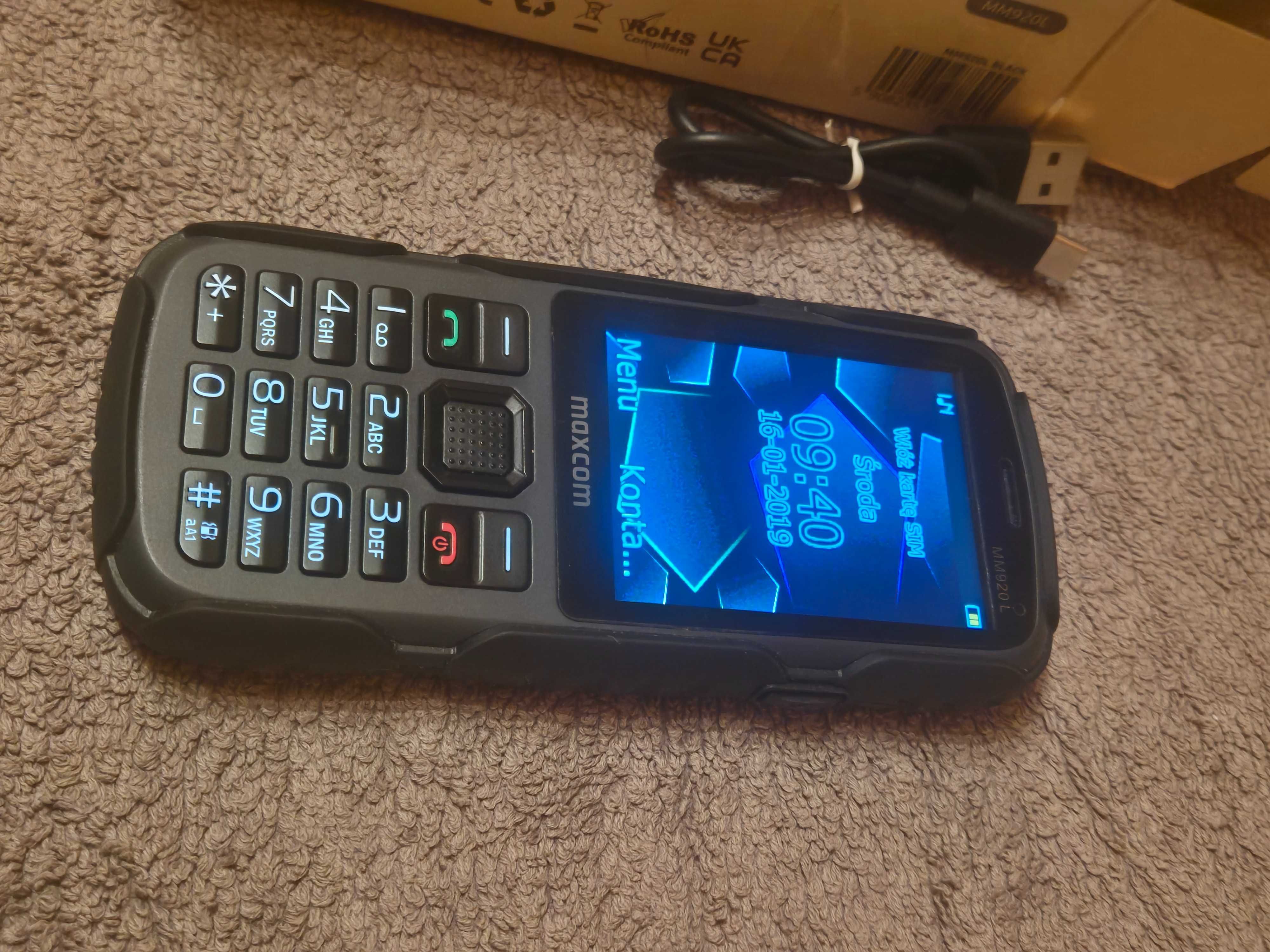 Telefon Maxcom 920 SUPER