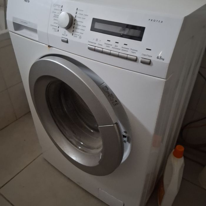 Продаю бу пральну  AEG на 6.5 кг (под ремонт)