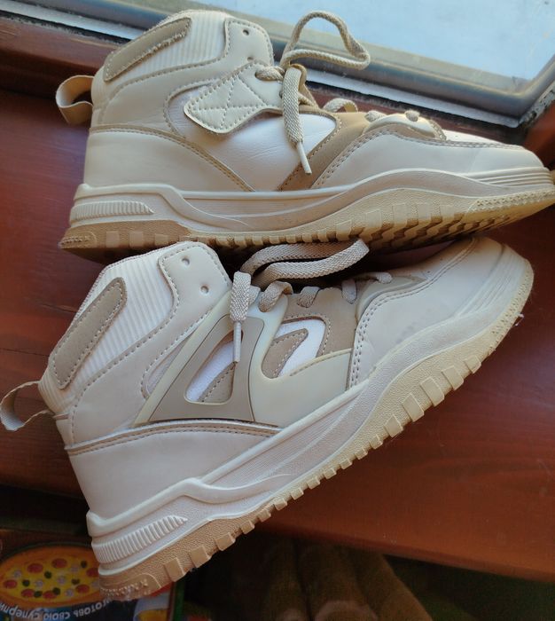 Кросівки,хайтопи р.37