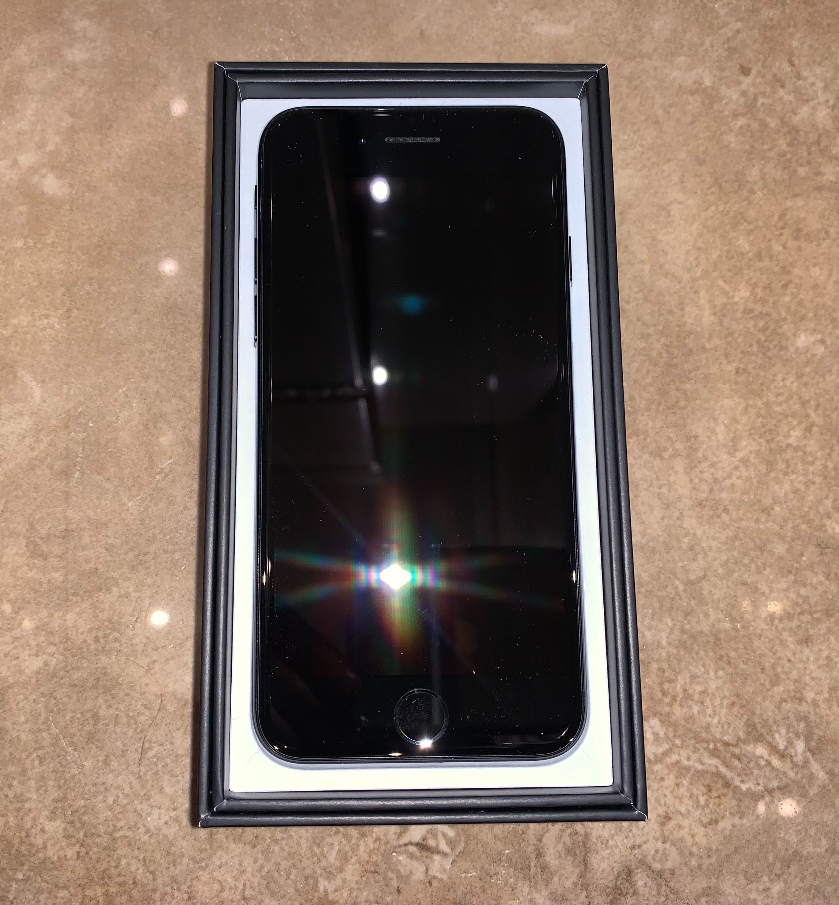 IPhone 7 256GB Jet Black (MN9C2X/A) идеал, коробка, документы, +чехол