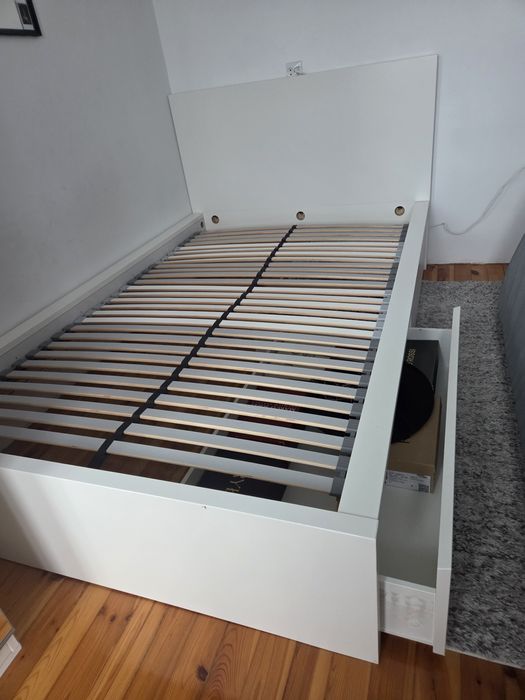 Łóżko Malm 120x200 Ikea z dnem łóżka Lonset jak nowe