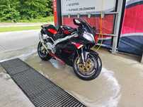 Aprilia RSV 1000 R 2003r. RSV1000R