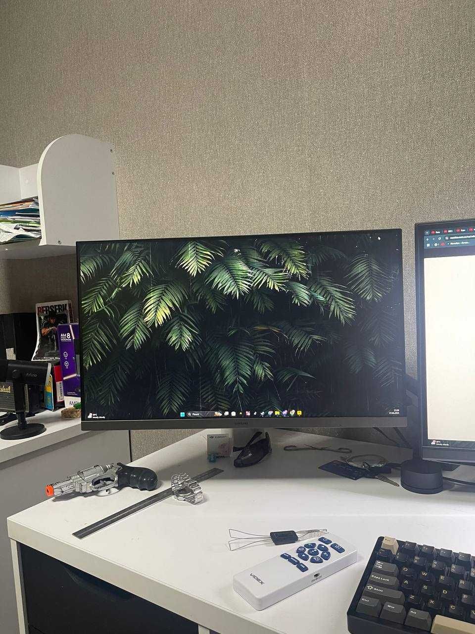 Монітор 24" Samsung S24С330  FullHD IPS / 100Hz / 4 мс (GtG) / 8-Bit