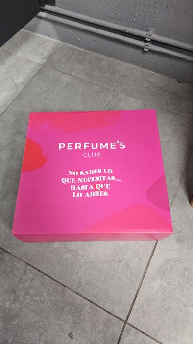 Puste pudełko po kalendarzu adwentowym Perfume's