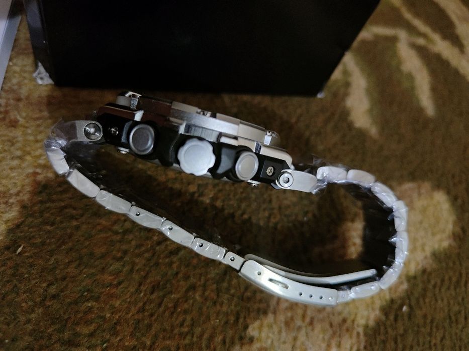 Casio Gst-b 100 nowy