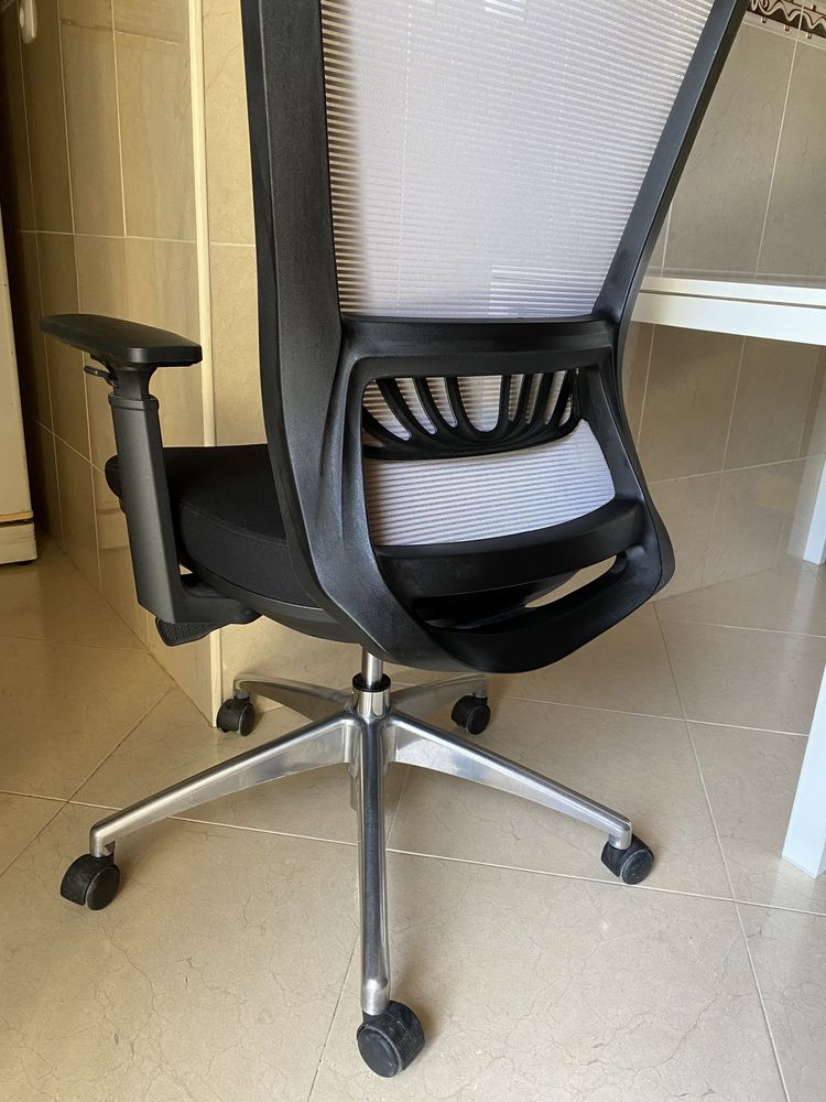 Cadeira escritório profissional 8h/trabalho