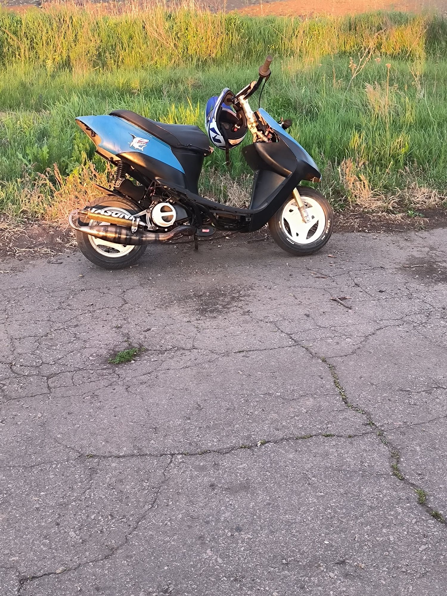 Продам скутер Suzuki Let's 2 Bws slider aerox