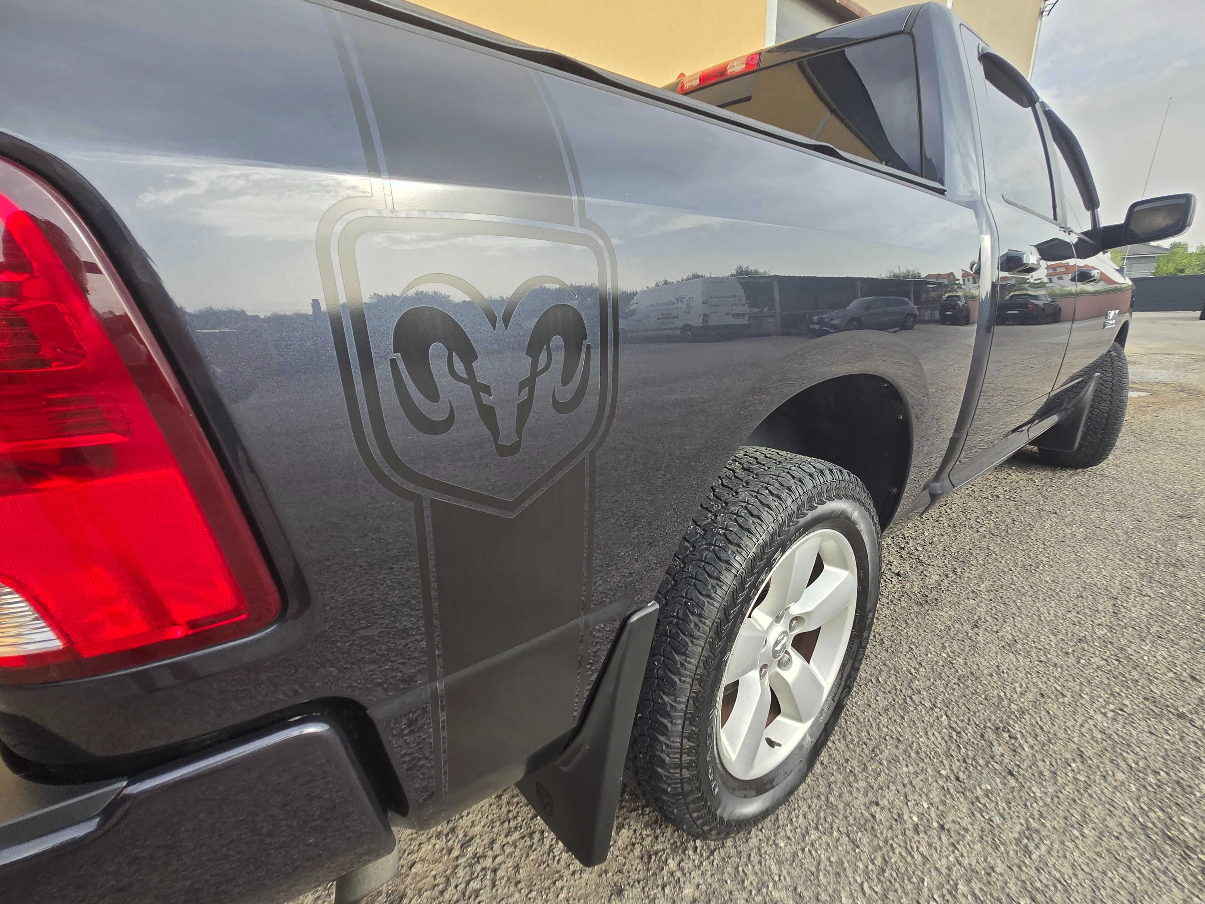 Dodge Ram 2013 SLT 4x4 V6 350hp