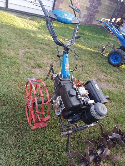 Мотоблок ДТЗ 560ДН 6к.с