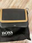 Hugo Boss torebka listonoszka