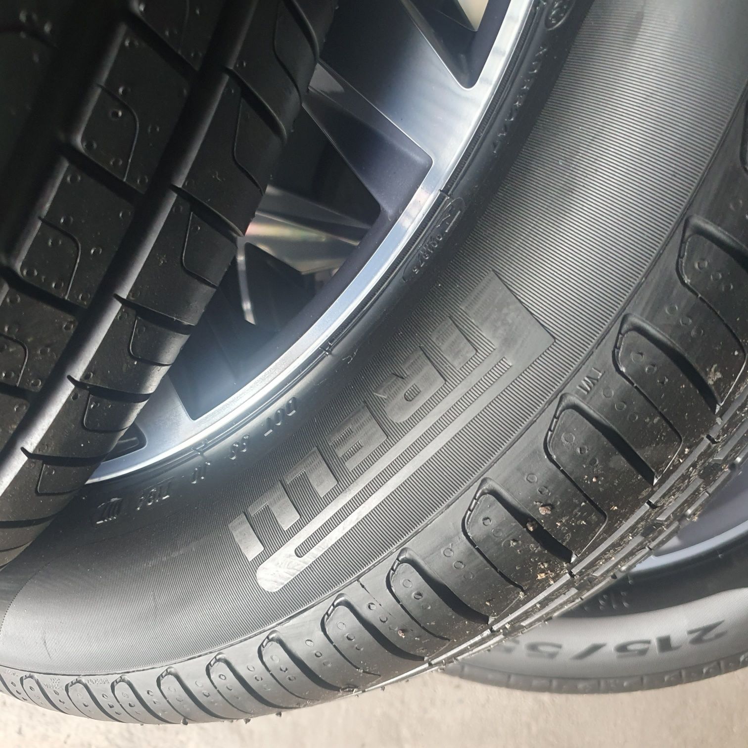 Nowe felgi orginal vw b8 nowe opony stary rok  gratis pirelli