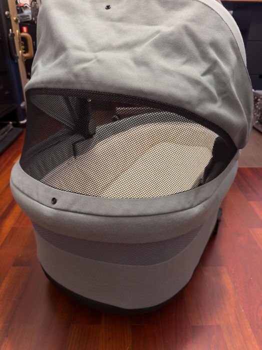 Alcofa Cybex Cot S Lux — Stormy Blue, em ótimo estado