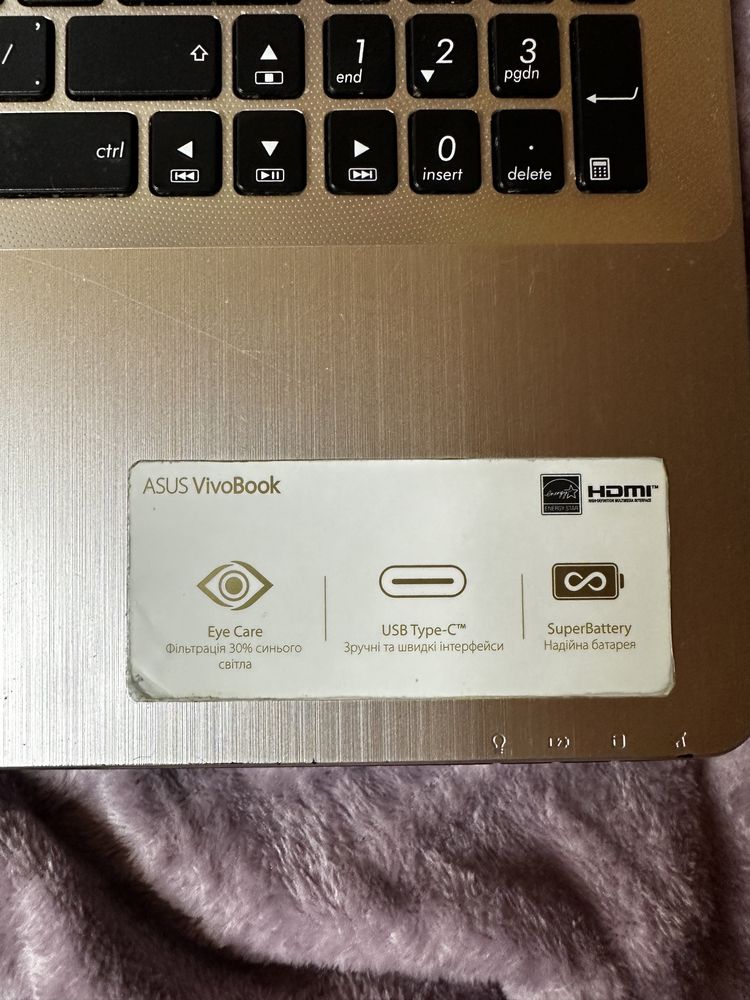 Ноутбук Asus VivoBook x542u Intel(R) Core(TM) i3-8130U 8gb