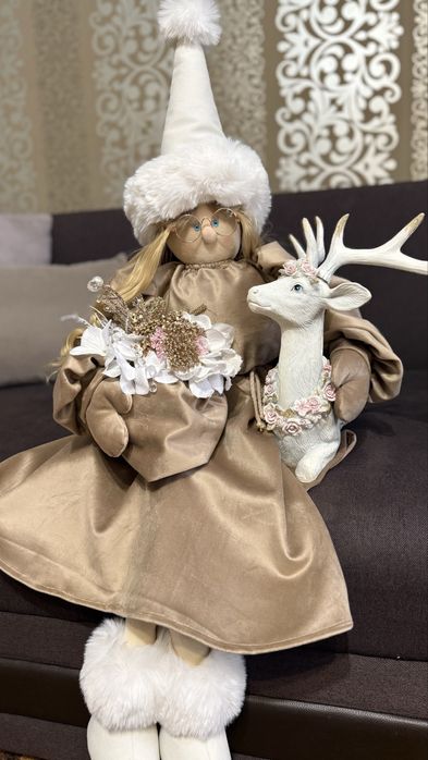 Новорічні гноми дівчатка. Ручна робота