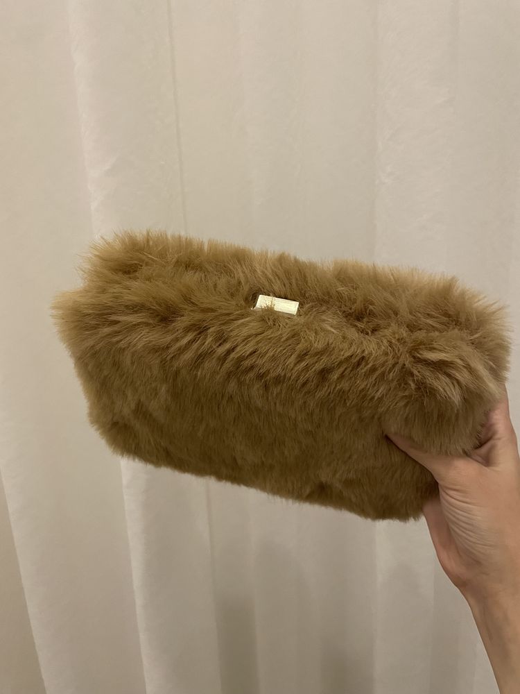 Mala clutch fake fur