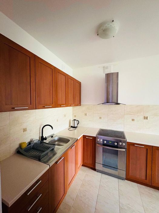 WYNAJMĘ mieszkanie 3 pok z miejscem w hali garażowej OSTROROGA Leszno