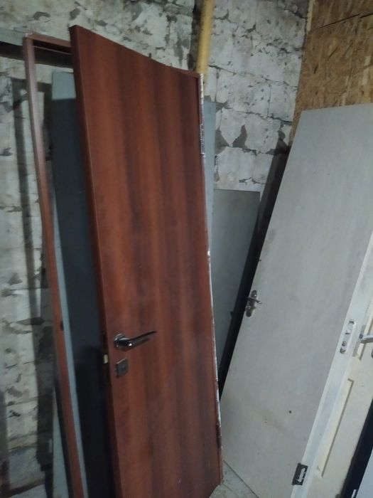 Міжкімнатні двері з дуба і мдф